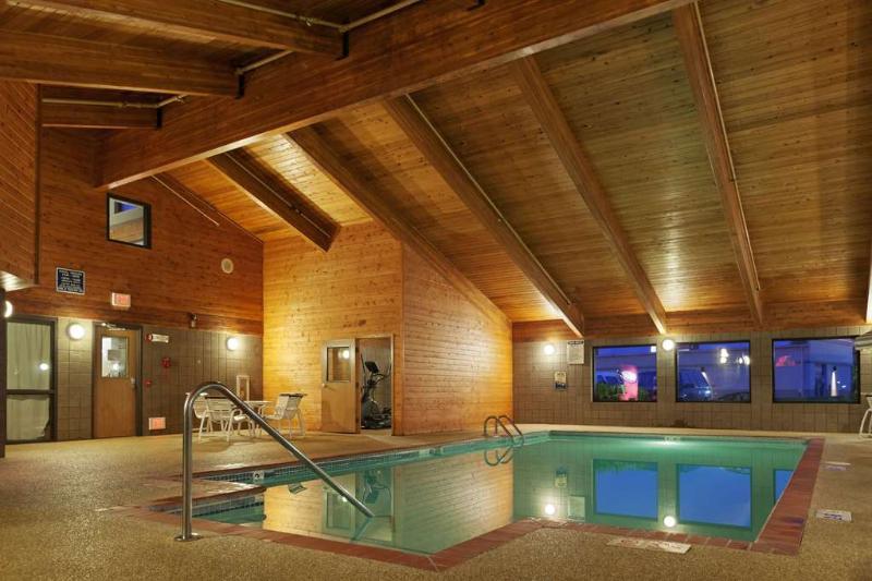 Americinn By Wyndham Дикинсон Экстерьер фото